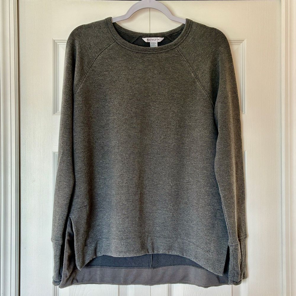 Athleta Sweatshirt Women’s Medium Crewneck Casual Athleisure Comfy Lounge Wear